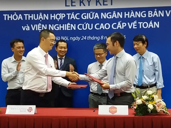 Đầu tư 10.000-15.000 USD mỗi năm để mời các nhà khoa học hàng đầu ảnh 1