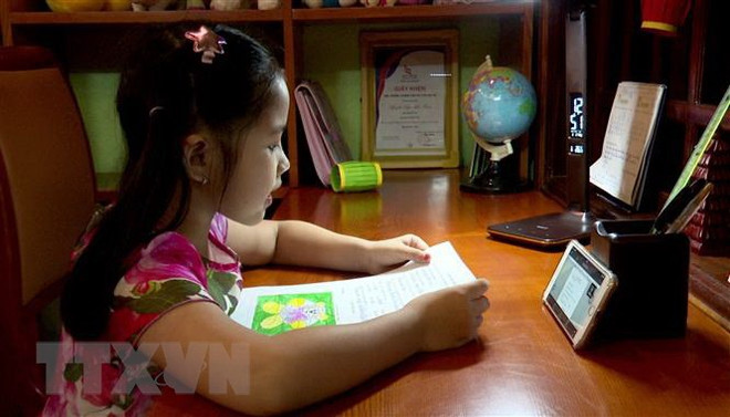 Bộ GD-ĐT hướng dẫn tổ chức dạy học ứng phó với dịch COVID-19 ảnh 1