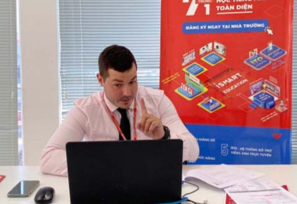 Ra mắt trường học trực tuyến dạy Toán và Khoa học bằng tiếng Anh ảnh 1