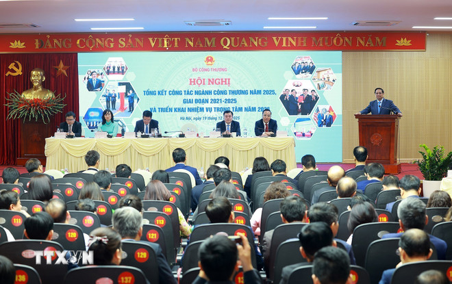ttxvn-thu-tuong-du-hoi-nghi-trien-khai-nhiem-vu-nam-2026-cua-nganh-cong-thuong-8483158.jpg