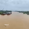 Mưa lớn khiến mực nước trên sông Thương, Bắc Ninh tăng cao. (Ảnh: Thanh Thương/TTXVN)