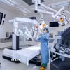 Bệnh viện FV trang bị robot phẫu thuật Da Vinci Xi - thế hệ robot phẫu thuật tiên tiến nhất trên thế giới. (Ảnh: TTXVN phát)