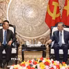 Tổng Bí thư, Chủ tịch nước Tô Lâm tiếp đồng chí Vilay Lakhamphong, Ủy viên Bộ Chính trị, Thường trực Ban Bí thư Trung ương Đảng Nhân dân Cách mạng Lào. (Ảnh: Thống Nhất/TTXVN)