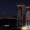 Khói và lửa bốc lên sau loạt tiếng nổ ở Kiev, Ukraine ngày 2/6/2026. (Ảnh: THX/TTXVN)