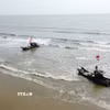 Mặc dù giá nhiên liệu tăng cao, nhưng ngư dân Thanh Hóa vẫn tiếp tục bám biển, mưu sinh và giữ gìn nghề truyền thống. (Ảnh: Hoa Mai/TTXVN)
