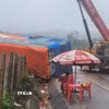 Hiện trường vụ tai nạn lật xe khách tại Gia Lai. (Ảnh: Hoài Nam/TTXVN)