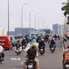 Phương tiện giao thông lưu thông trên Cầu Bình Triệu 2. (Ảnh: Thanh Vũ/TTXVN)
