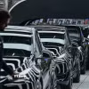 Doanh số của Tesla đang giảm mạnh chưa từng thấy. (Ảnh: AFP/TTXVN)