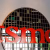 Biểu tượng của TSMC tại Viện sáng chế ở Hsinchu, Đài Loan (Trung Quốc). (Ảnh: Reuters/TTXVN)