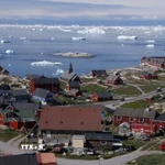 Quang cảnh vịnh Disko ở Ilulissat, thủ phủ thành phố Avannaata thuộc Greenland (Đan Mạch) ngày 15/7/2024. (Ảnh: Getty Images/TTXVN)