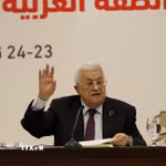 Tổng thống Chính quyền Palestine Mahmoud Abbas phát biểu tại Ramallah, Bờ Tây. (Ảnh: THX/TTXVN phát)