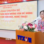 Đồng chí Vũ Việt Trang, Ủy viên Ban Thường vụ Đảng ủy các cơ quan Đảng Trung ương, Phó Trưởng Ban Tuyên giáo và Dân vận Trung ương, Bí thư Đảng ủy, Tổng Giám đốc Thông tấn xã Việt Nam phát biểu khai mạc buổi Tọa đàm. (Ảnh: Lê Đông/TTXVN)