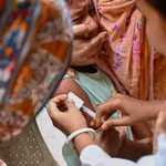 Tiêm vaccine cho trẻ. (Ảnh: al24news)