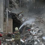 Cảnh đổ nát sau cuộc không kích tại Tehran, Iran. (Ảnh: THX/TTXVN)