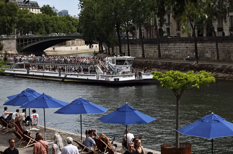 Bờ sông Seine tại Paris, Pháp,. (Ảnh: THX/TTXVN)