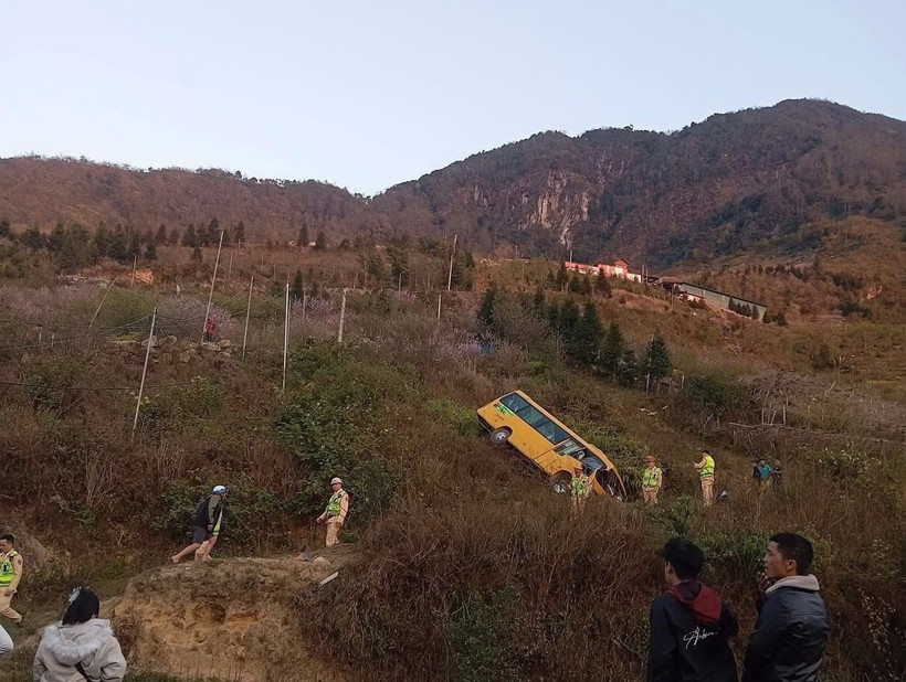 Hiện trường vụ tai nạn. (Nguồn: Facebook Ninh Bình 24h Online)