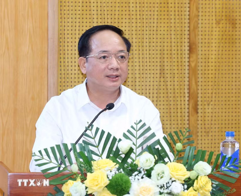 Đồng chí Trịnh Văn Quyết, Ủy viên Bộ Chính trị, Bí thư Trung ương Đảng, Trưởng Ban Tuyên giáo và Dân vận Trung ương phát biểu chỉ đạo hội nghị. (Ảnh: Phương Hoa/TTXVN)