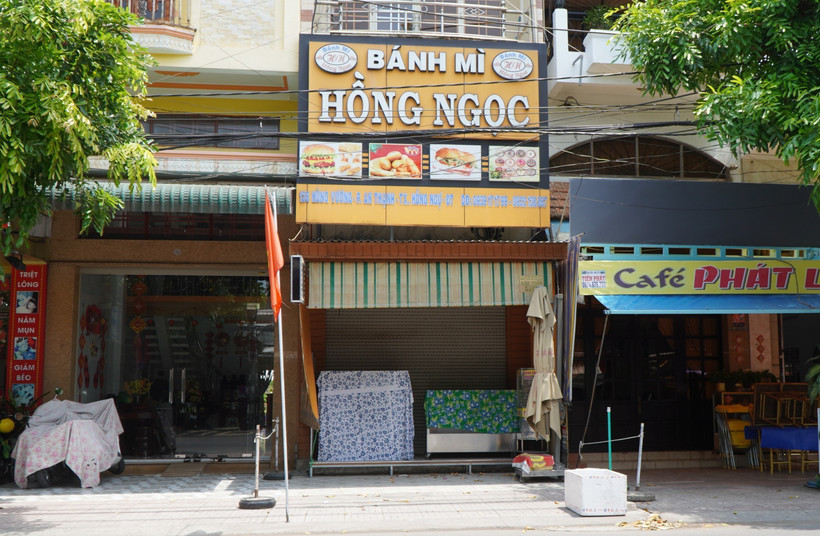 Cơ sở sản xuất bánh mỳ Hồng Ngọc 12 (phường Hồng Ngự, tỉnh Đồng Tháp) đã ngừng hoạt động. (Ảnh: Nhựt An/TTXVN)