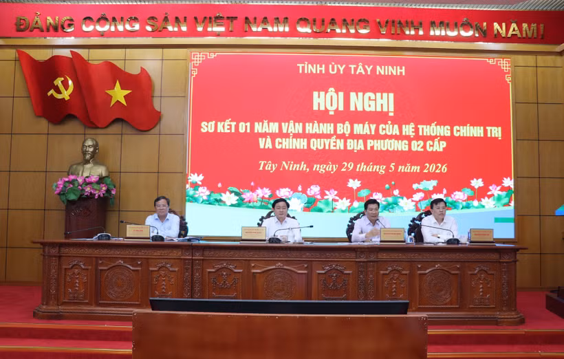 Hội nghị sơ kết 1 năm vận hành bộ máy của hệ thống chính trị và chính quyền địa phương 2 cấp. (Ảnh: Đức Hạnh/TTXVN)