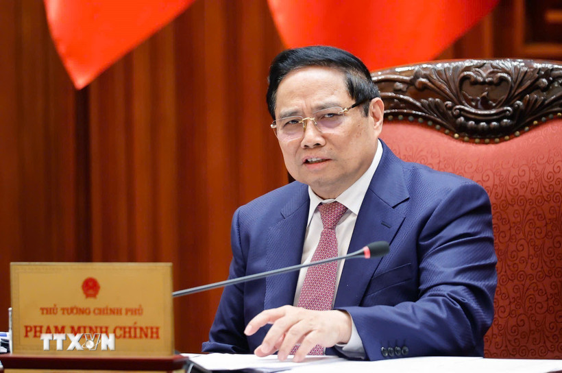 Thủ tướng Phạm Minh Chính chủ trì họp Thường trực Chính phủ về thúc đẩy các động lực nhằm ổn định kinh tế vĩ mô. (Ảnh: Dương Giang/TTXVN)