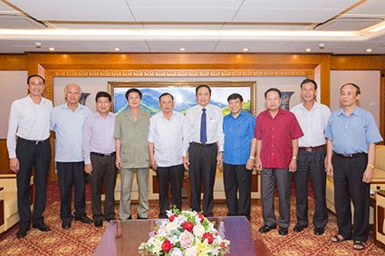 Chủ tịch Ủy ban Trung ương MTTQ Việt Nam thăm Hội Cựu chiến binh ảnh 1