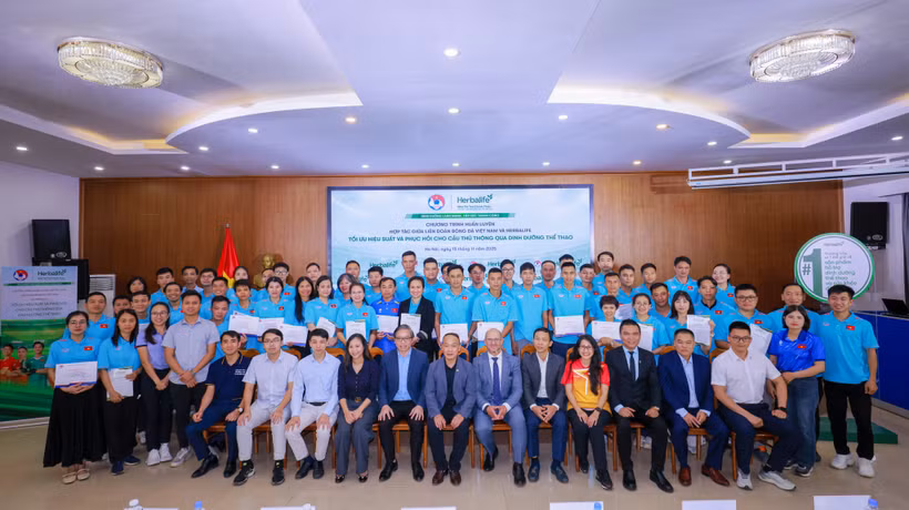 Hình ảnh giao lưu tại sự kiện. (Ảnh: PV/Vietnam+)