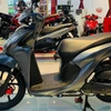 Hàng loạt các mẫu xe tay ga, xe số của các hãng đang được giảm giá mạnh. (Ảnh: PV/Vietnam+)
