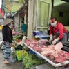 Giá thực phẩm tại các chợ truyền thống và siêu thị trên địa bàn Thủ đô ít có biến động. (Ảnh: PV/Vietnam+)