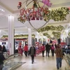 Người dân mua sắm dịp Black Friday tại New York, Mỹ ngày 24/11/2023. (Ảnh: Kyodo/TTXVN)