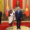 Tổng Bí thư, Chủ tịch nước Tô Lâm với Đại sứ Vương quốc Bhutan tại Việt Nam Kinzang Dorji đến trình Quốc thư. (Ảnh: Lâm Khánh/TTXVN)