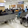 Bệnh nhân chờ khám tại một bệnh viện ở Hàn Quốc. (Nguồn: Yonhap)