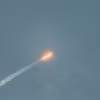 Tên lửa Falcon 9 mang theo các vệ tinh Starlink được phóng lên vũ trụ. (Ảnh: AFP/TTXVN)