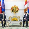 Thủ tướng Campuchia Hun Manet gặp Phó Thủ tướng, Bộ trưởng Nội vụ Thái Lan Anutin Charnvirakul. (Ảnh: khmertimeskh)