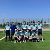 Đội bóng FC Đại sứ quán đại diện cho các cơ quan đại diện Việt Nam tại Anh lần đầu tiên tham dự giải bóng đá cộng đồng người Việt. (Ảnh: TTXVN phát)