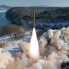 Triều Tiên phóng thử thành công tên lửa đạn đạo tầm trung sử dụng nhiên liệu rắn ngày 14/1/2024. (Ảnh: KCNA/TTXVN)