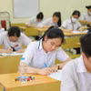 Thí sinh dự thi lớp 10 THPT công lập năm 2023. (Ảnh: Thanh Tùng/TTXVN)