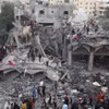 Cảnh đổ nát sau các cuộc oanh tạc của Israel xuống thành phố Rafah, miền Nam Dải Gaza, ngày 22/11/2023. (Ảnh: THX/TTXVN)