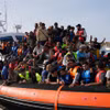 Người di cư tới đảo Lampedusa (Italy) ngày 18/9/2023. (Ảnh: AFP/TTXVN)