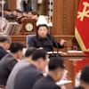 Nhà lãnh đạo Kim Jong-un chủ trì hội nghị của Đảng Lao động Triều Tiên tại Bình Nhưỡng, ngày 27/6/2022. (Ảnh: KCNA/TTXVN)