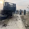 Hiện trường vụ đánh bom xe cảnh sát ở tỉnh Khyber Pakhtunkhwa, Tây Bắc Pakistan ngày 8/1/2024. (Ảnh: THX/TTXVN)