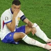 Mbappe không phải phẫu thuật nhưng sẽ đeo mặt nạ khi ra sân thi đấu. (Nguồn: EPA)