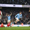 Stone giúp Man City hòa kịch tính trước Arsenal. (Nguồn: Getty Images)