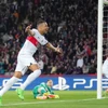 Mbappe lập cú đúp giúp PSG vùi dập Barcelona. (Nguồn: Getty Images)