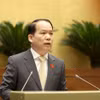 Chủ nhiệm Ủy ban Pháp luật của Quốc hội Hoàng Thanh Tùng trình bày Tờ trình về dự kiến Chương trình xây dựng luật, pháp lệnh năm 2025, điều chỉnh Chương trình xây dựng luật, pháp lệnh năm 2024. (Ảnh: Phương Hoa/TTXVN)