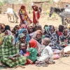 Người dân Sudan rời bỏ nhà cửa đi lánh nạn tại Koufroun, CH Chad ngày 30/4/2023. (Ảnh: AFP/TTXVN)