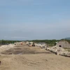 Thi công gói thầu 36 dự án đường 991B, một trong những công trình trọng điểm lớn của tỉnh Bà Rịa-Vũng Tàu. (Ảnh: Hoàng Nhị/TTXVN)