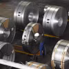 Thép được sản xuất tại nhà máy ở Salzgitter, Đức. (Ảnh: AFP/TTXVN)
