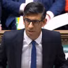 Thủ tướng Anh Rishi Sunak phát biểu tại một phiên họp Hạ viện ở London. (Ảnh: AFP/TTXVN)