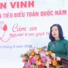 Chủ tịch Quốc hội Trần Thanh Mẫn với đại biểu người hiến máu tình nguyện tiêu biểu toàn quốc năm 2024. (Ảnh: Thống Nhất/TTXVN)