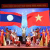 Một tiết mục văn nghệ trong Chương trình giao lưu “Thắm tình hữu nghị Việt Nam-Lào,” tổ chức tại Thành phố Hồ Chí Minh . (Ảnh: Thu Hương/TTXVN)